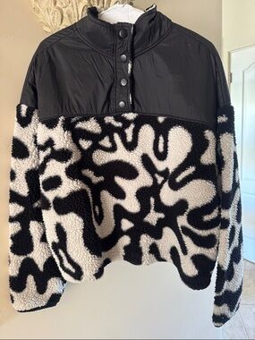 Grayson Threads Black & White Patterned Teddy Pullover